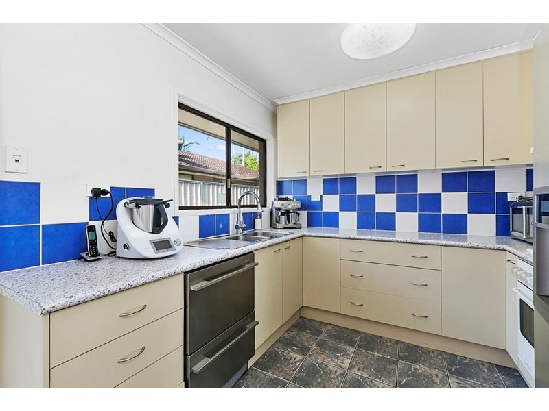 2 Catalina Crescent, Birkdale QLD 4159