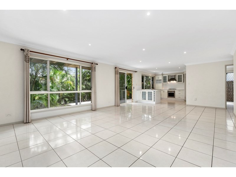 43 Thorne Road, Birkdale QLD 4159