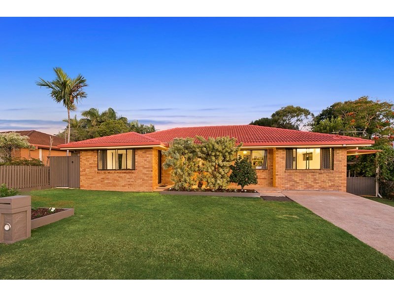 14 Gwingarra Street, Wellington Point QLD 4160