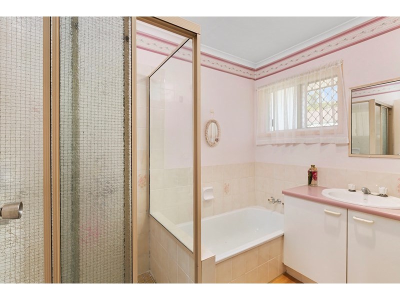 2/225 Coburg Street West, Cleveland QLD 4163