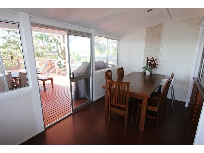 35 CLAREMONT Street, Birkdale QLD 4159