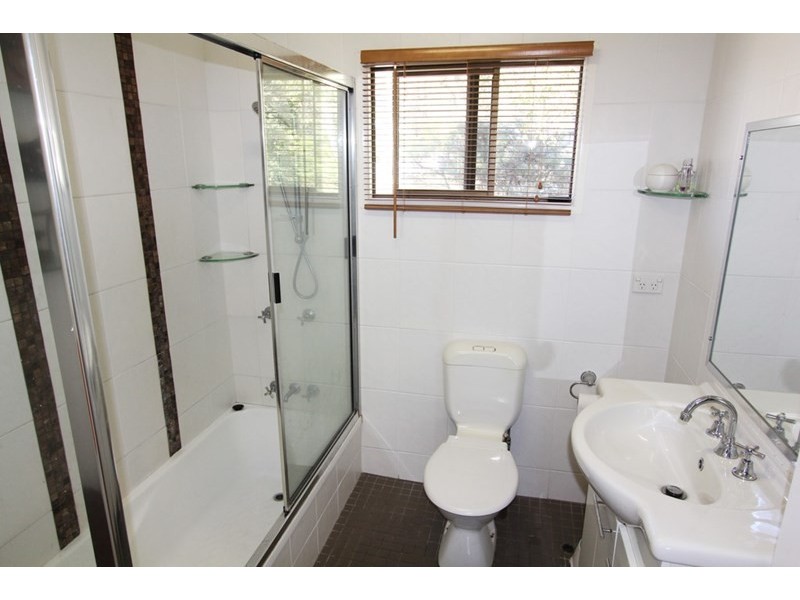 35 CLAREMONT Street, Birkdale QLD 4159