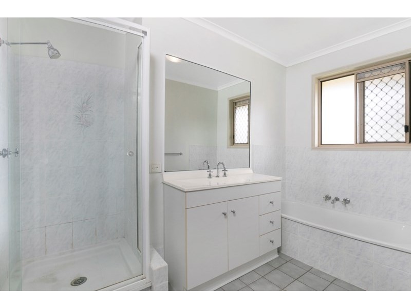 20 Ashley Court, Wellington Point QLD 4160