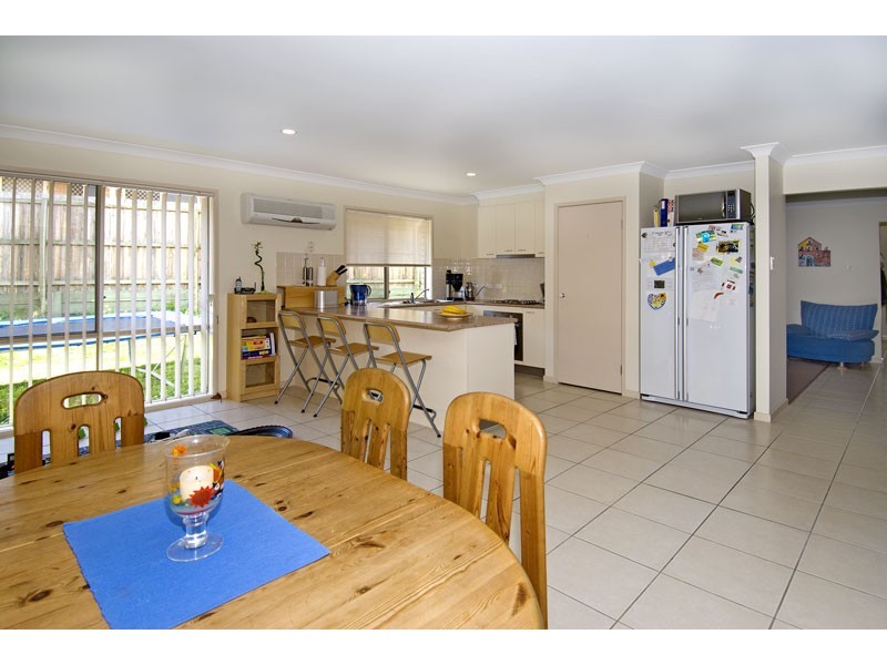 3 Elaine Place, Birkdale QLD 4159