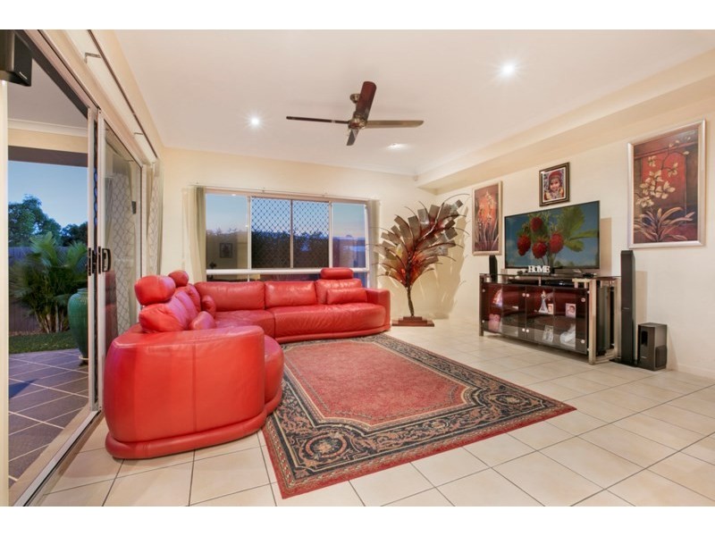 3 Farnham Street, Wellington Point QLD 4160