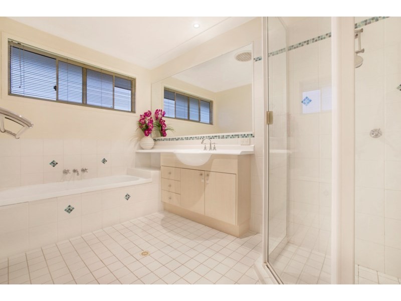 3 Farnham Street, Wellington Point QLD 4160