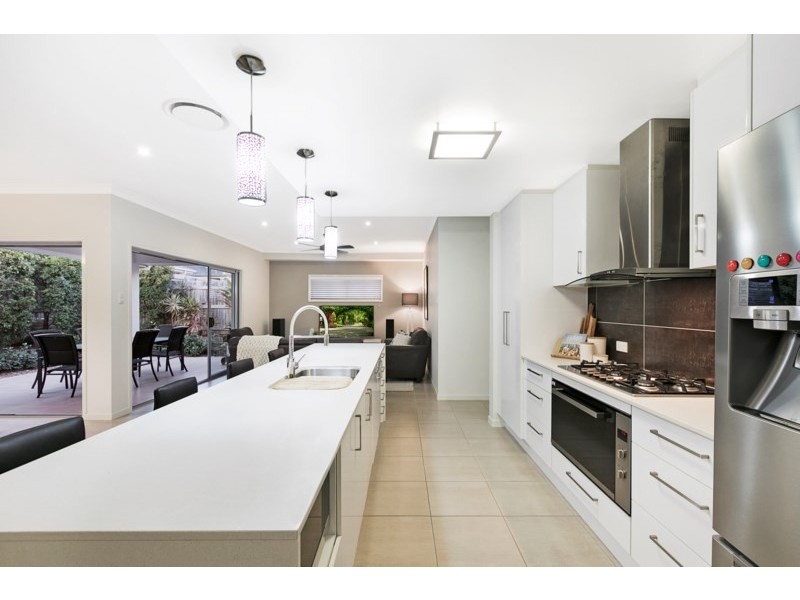 4 Francene Place, Birkdale QLD 4159