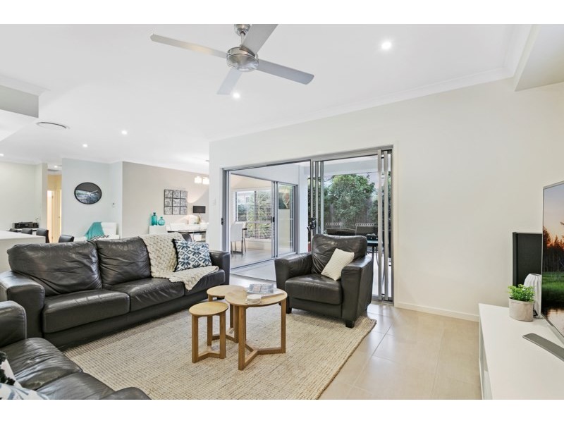 4 Francene Place, Birkdale QLD 4159