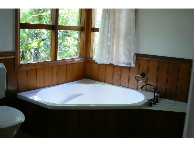 23 Lucy Street, Thorneside QLD 4158