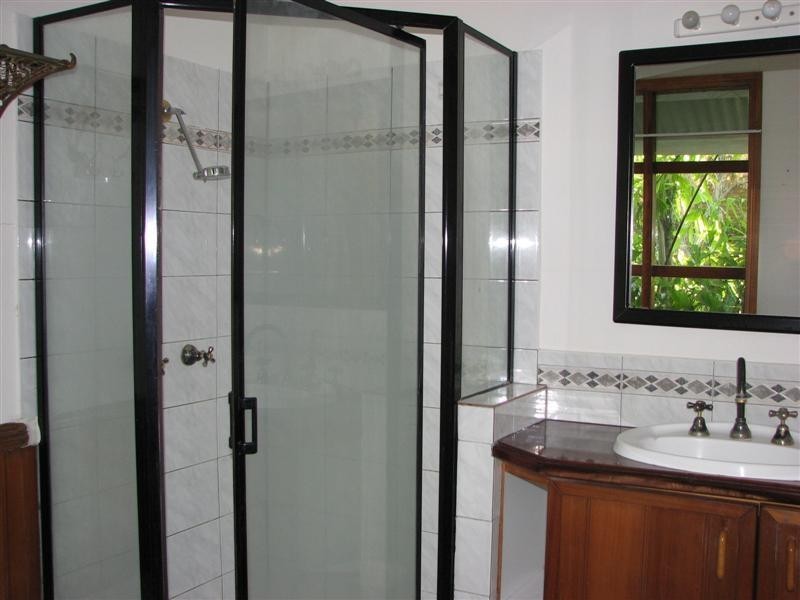 23 Lucy Street, Thorneside QLD 4158