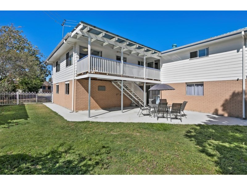 6 Malling Street, Birkdale QLD 4159