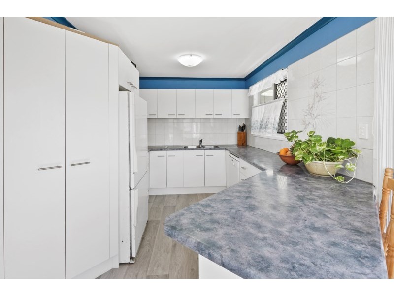 6 Malling Street, Birkdale QLD 4159