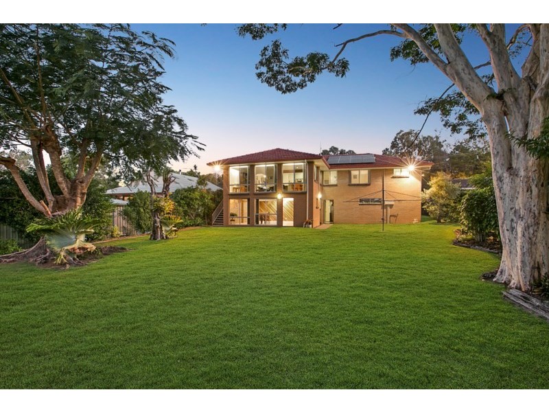 28 Valantine Road, Birkdale QLD 4159