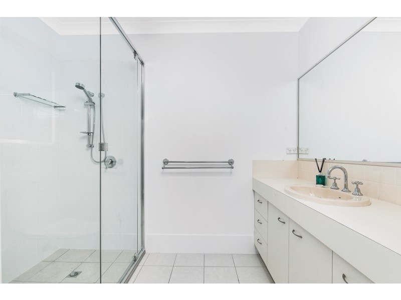 541 Main Road, Wellington Point QLD 4160