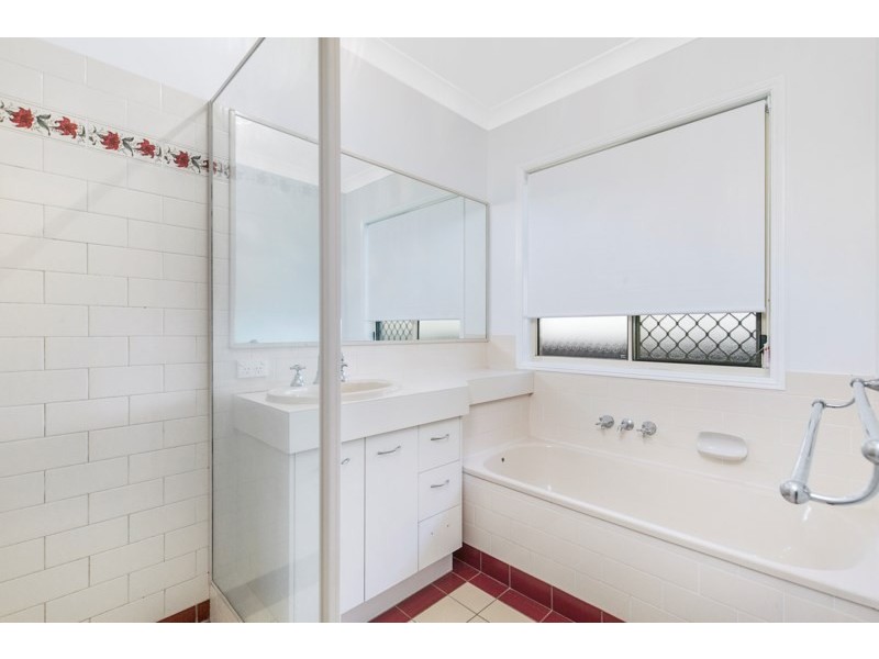 541 Main Road, Wellington Point QLD 4160
