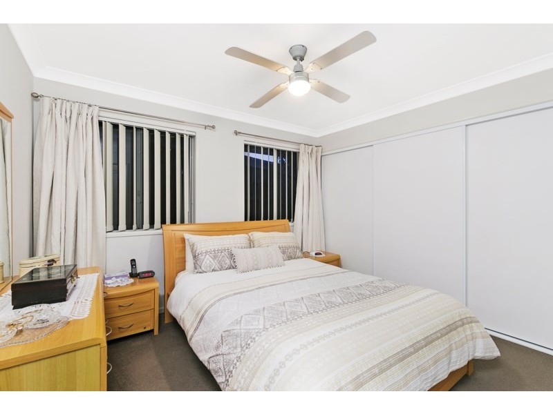 27 Banks Street, Capalaba QLD 4157