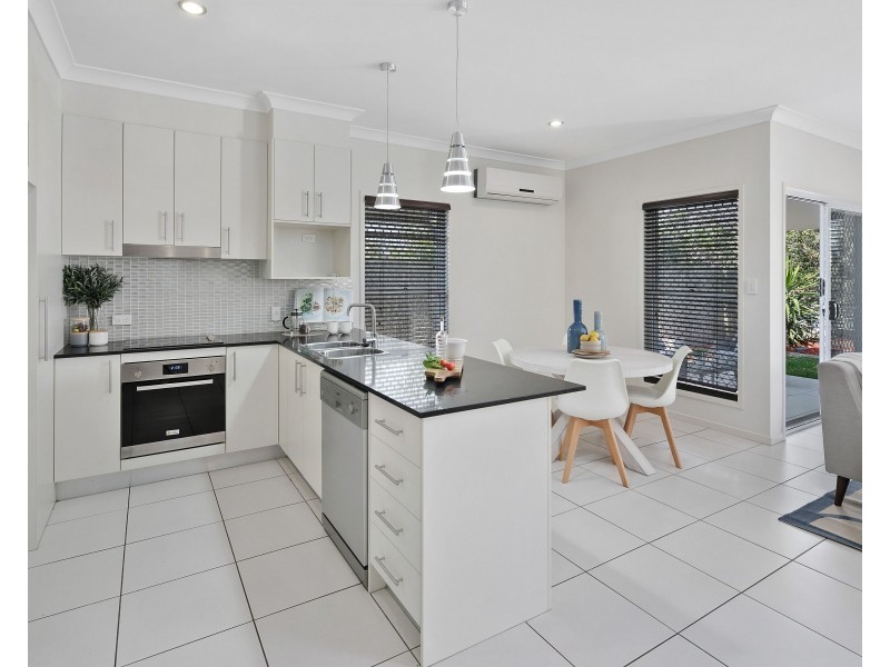 1/9 Boat Street, Victoria Point QLD 4165