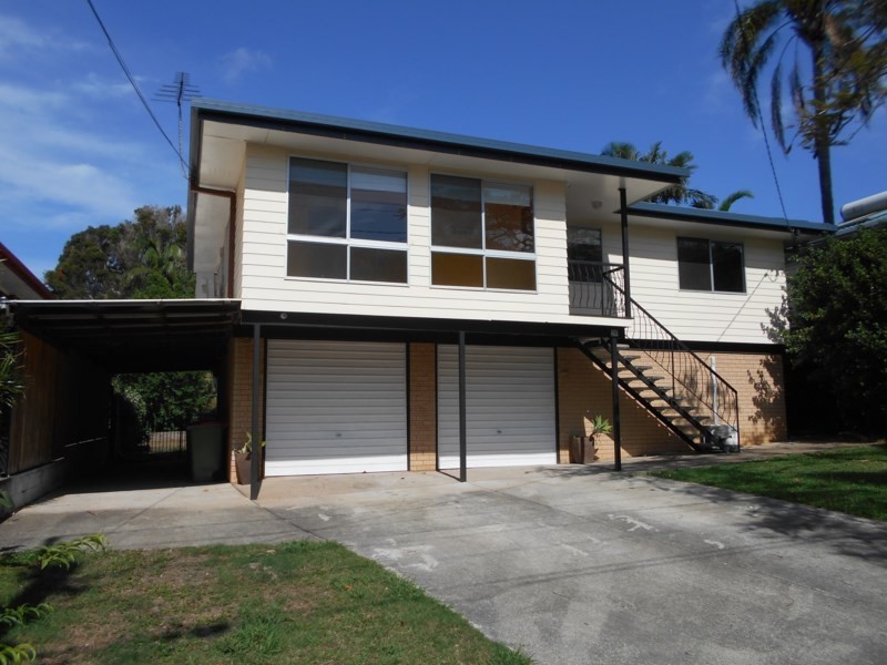 15 PARAKEET Street, Birkdale QLD 4159