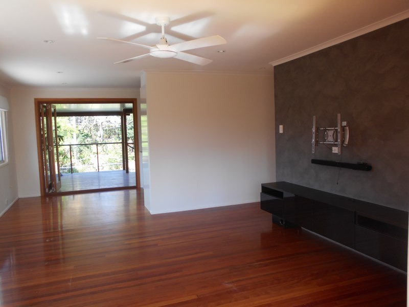 15 PARAKEET Street, Birkdale QLD 4159