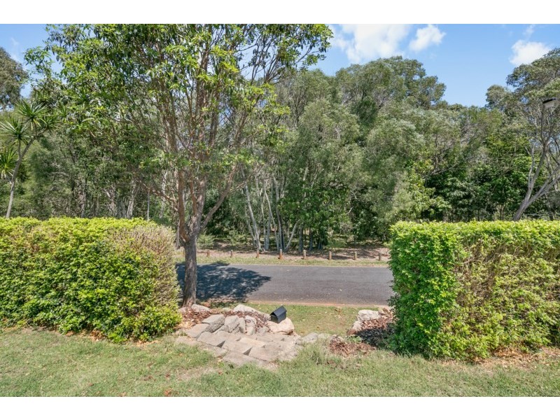 7 Francis Street, Ormiston QLD 4160