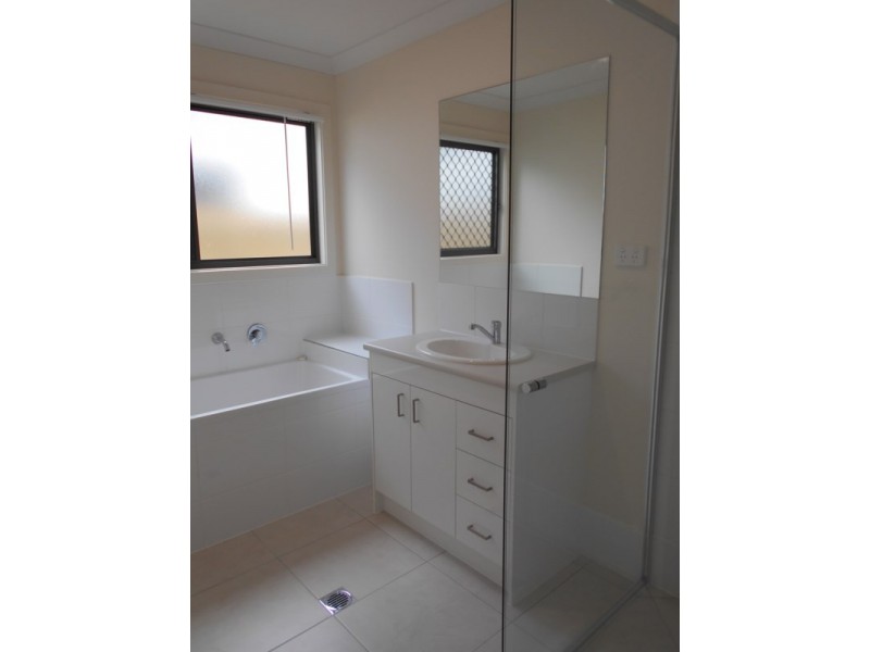 25 KEPPELL Street, Birkdale QLD 4159