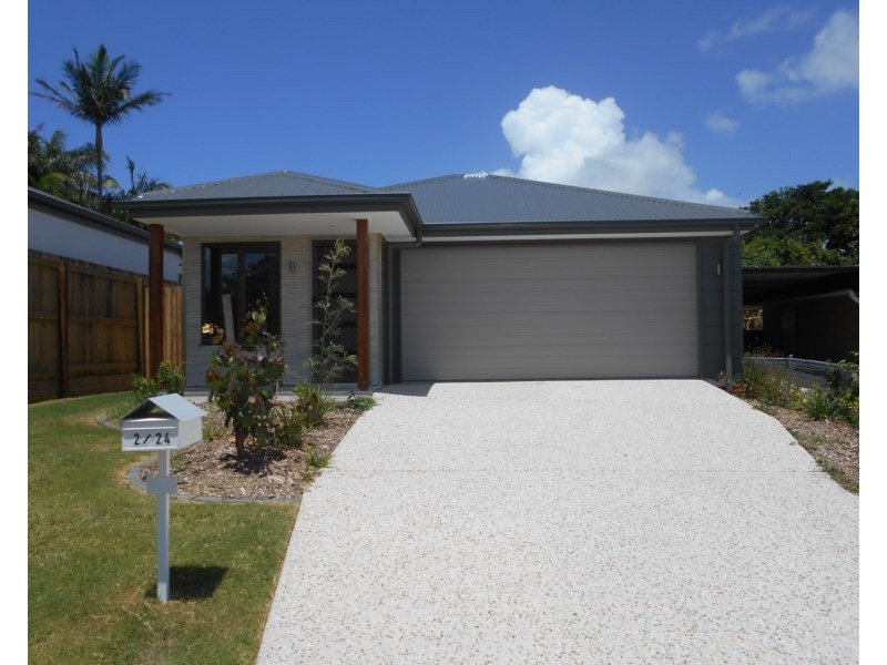 2/24 Rossinton Street, Birkdale QLD 4159