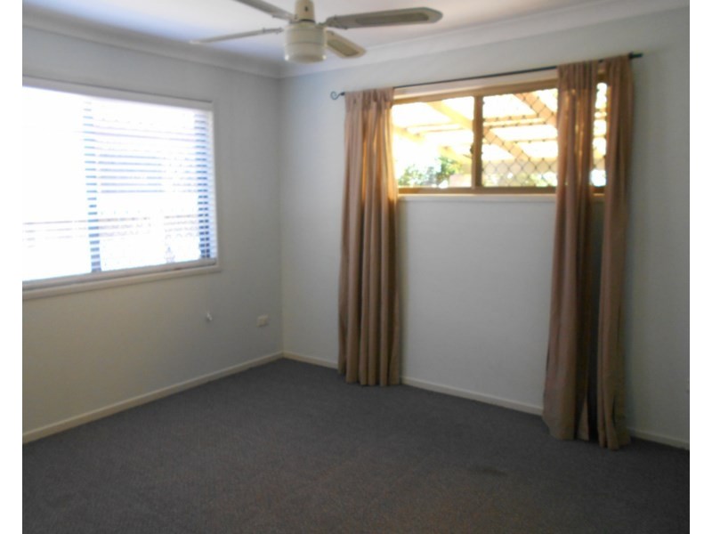 112 THORNESIDE Road, Thorneside QLD 4158