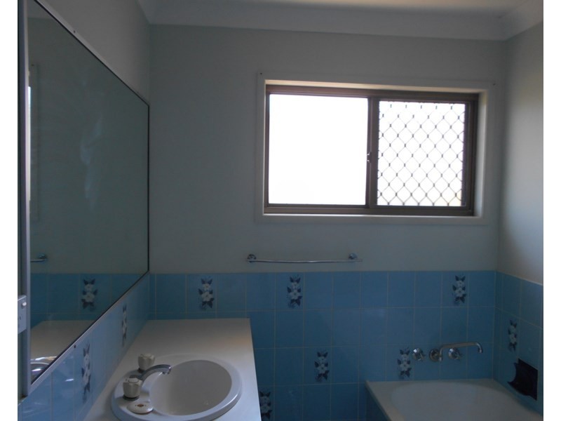 112 THORNESIDE Road, Thorneside QLD 4158