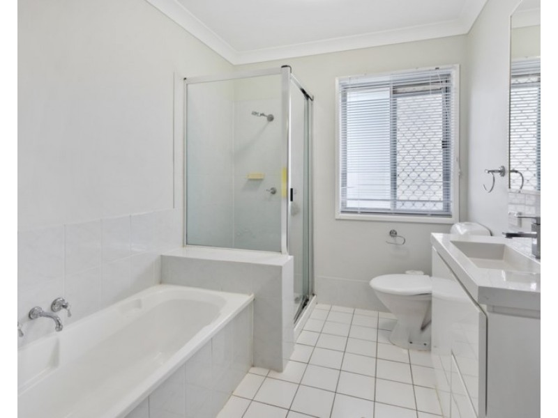 119/9 Bayside Court, Thorneside QLD 4158