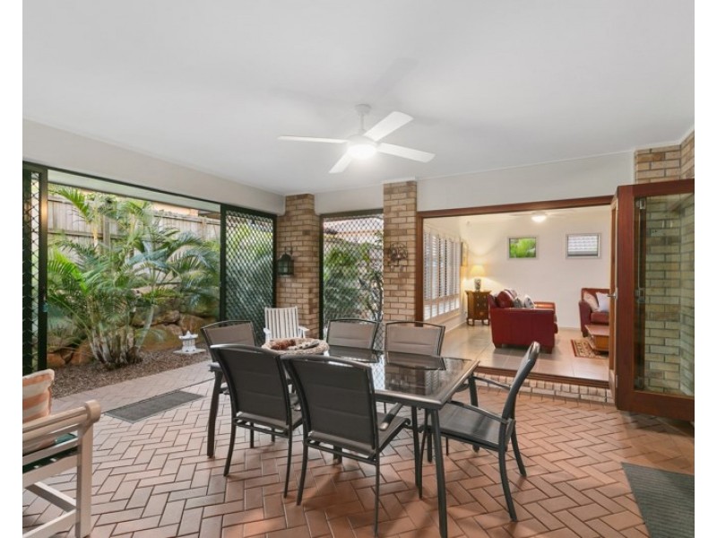 46 Penzance Drive, Redland Bay QLD 4165