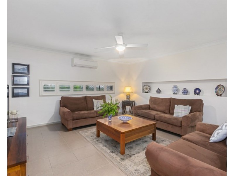 46 Penzance Drive, Redland Bay QLD 4165