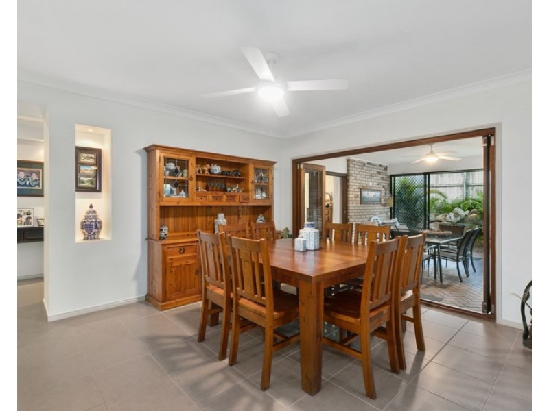 46 Penzance Drive, Redland Bay QLD 4165