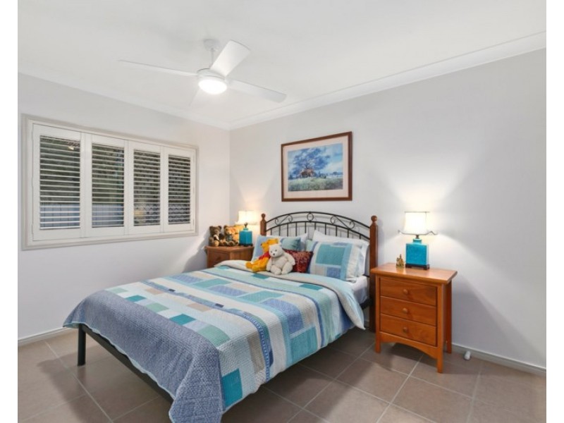 46 Penzance Drive, Redland Bay QLD 4165