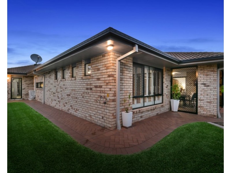 46 Penzance Drive, Redland Bay QLD 4165