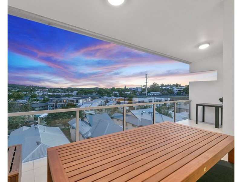 306/625 Wynnum Road, Morningside QLD 4170