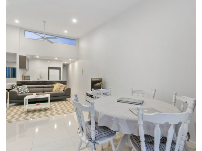 306/625 Wynnum Road, Morningside QLD 4170