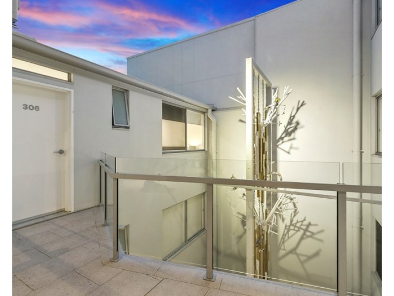 306/625 Wynnum Road, Morningside QLD 4170