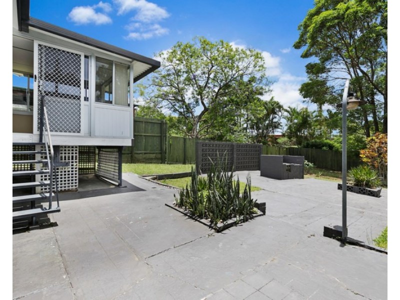 11 Endeavour Street, Capalaba QLD 4157