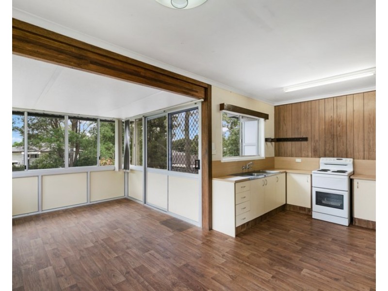 11 Endeavour Street, Capalaba QLD 4157