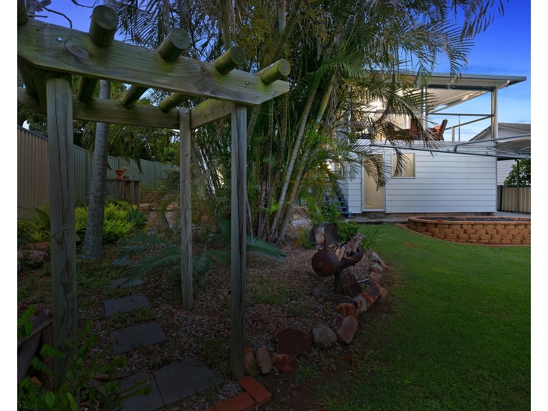 3 Parakeet Street, Birkdale QLD 4159