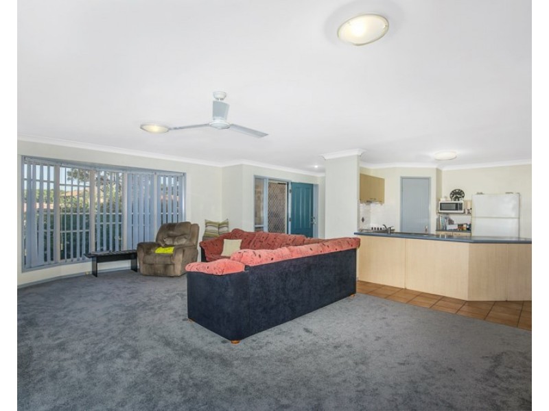 3 Admiral Court, Birkdale QLD 4159