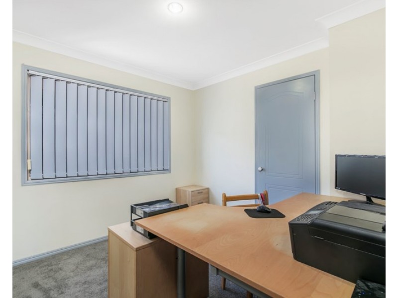 3 Admiral Court, Birkdale QLD 4159