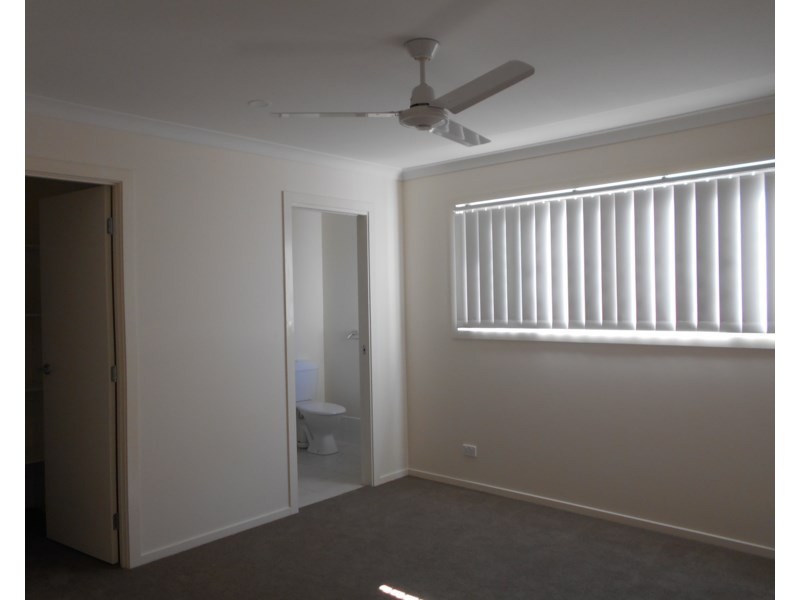 30 Bayford Street, Birkdale QLD 4159