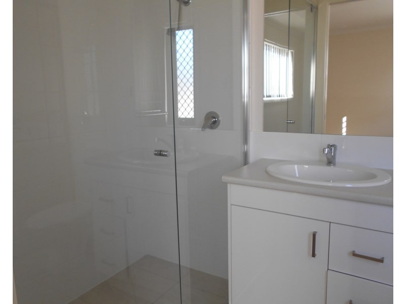 30 Bayford Street, Birkdale QLD 4159