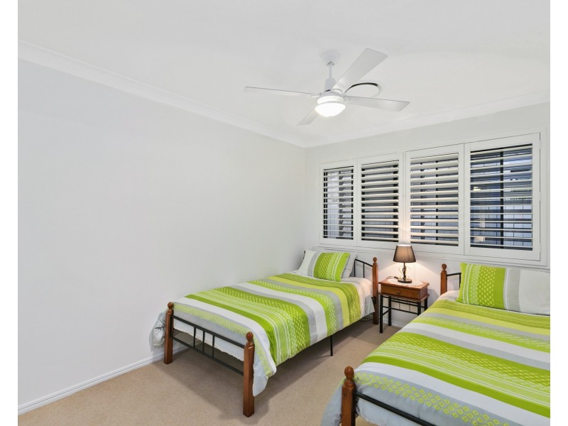 48 Penzance Drive, Redland Bay QLD 4165