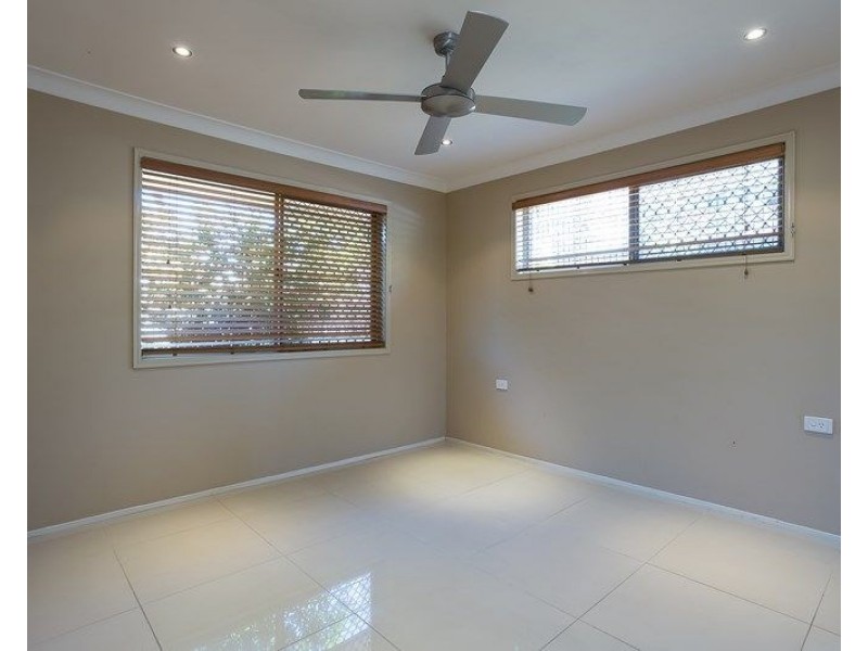 12 Roberts Street, Wellington Point QLD 4160