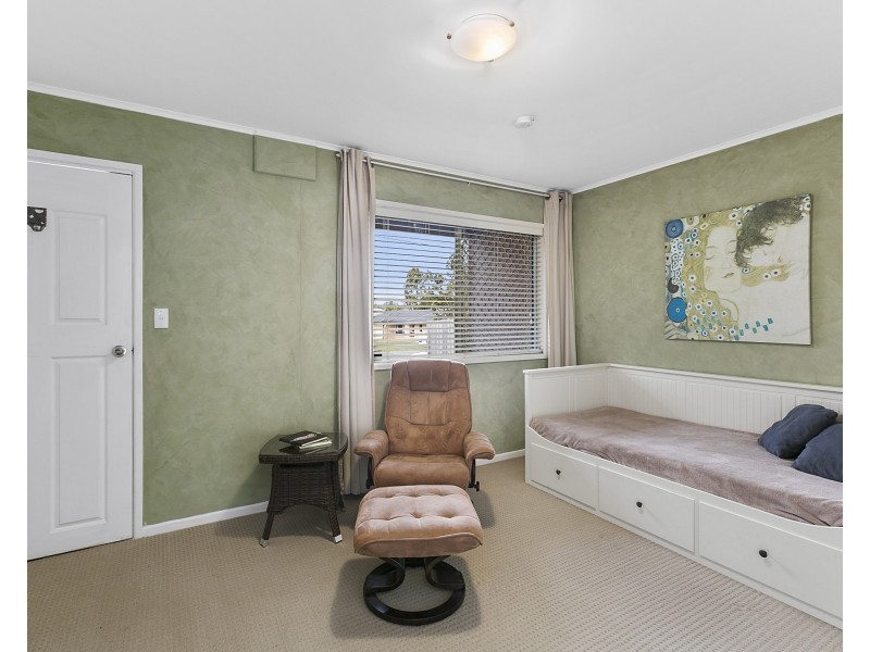 9 Cumberland Drive, Alexandra Hills QLD 4161