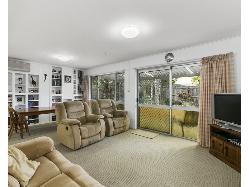 9 Cumberland Drive, Alexandra Hills QLD 4161