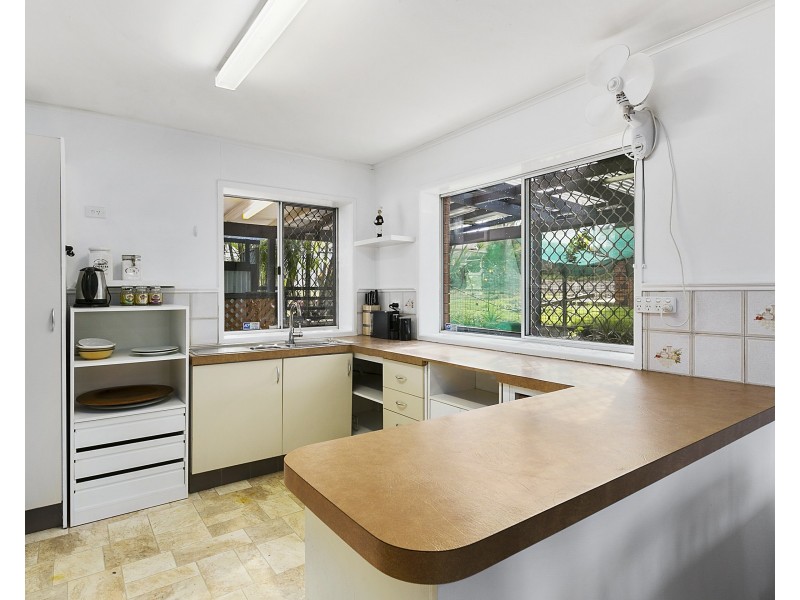 9 Cumberland Drive, Alexandra Hills QLD 4161