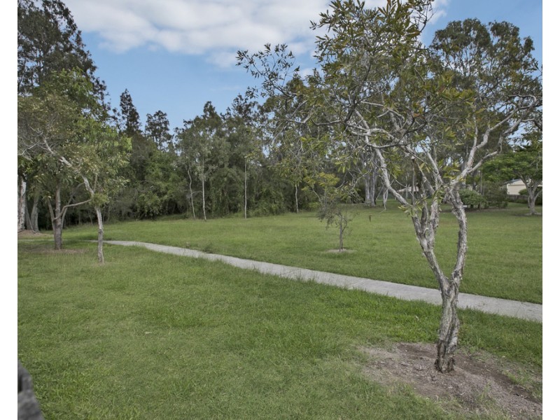 56 Ashwood Circuit, Birkdale QLD 4159